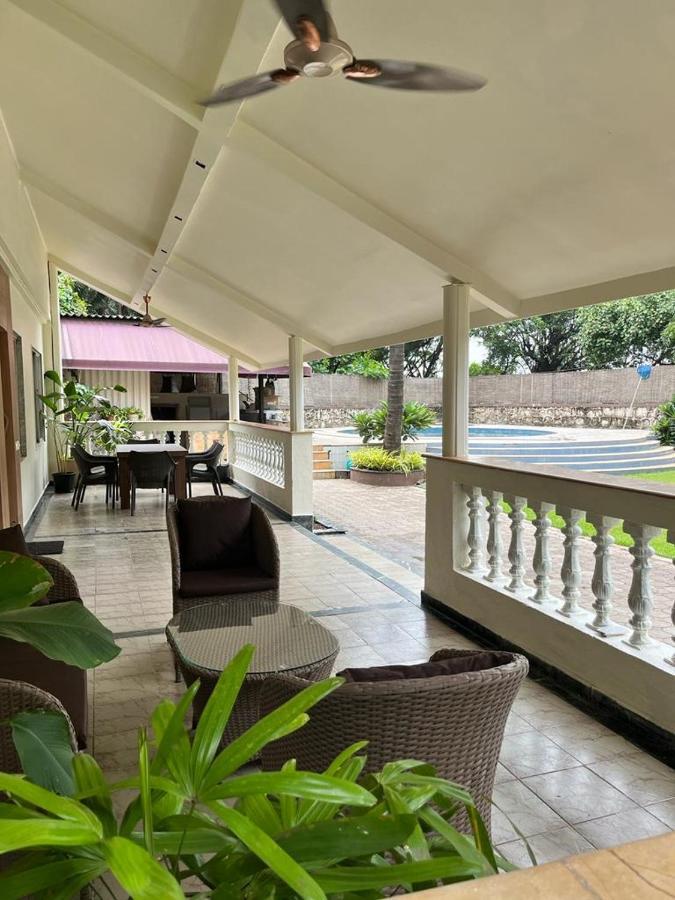 Villa By The Sea Мумбаї Екстер'єр фото